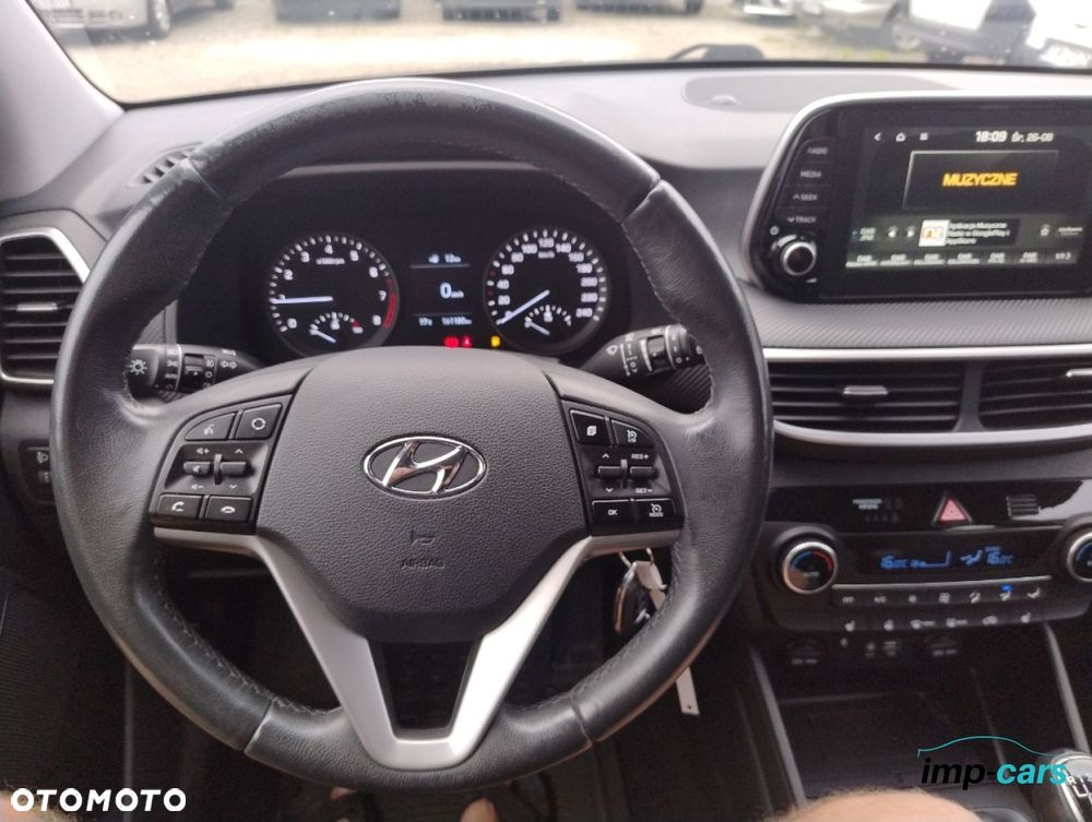 Hyundai Tucson - 11