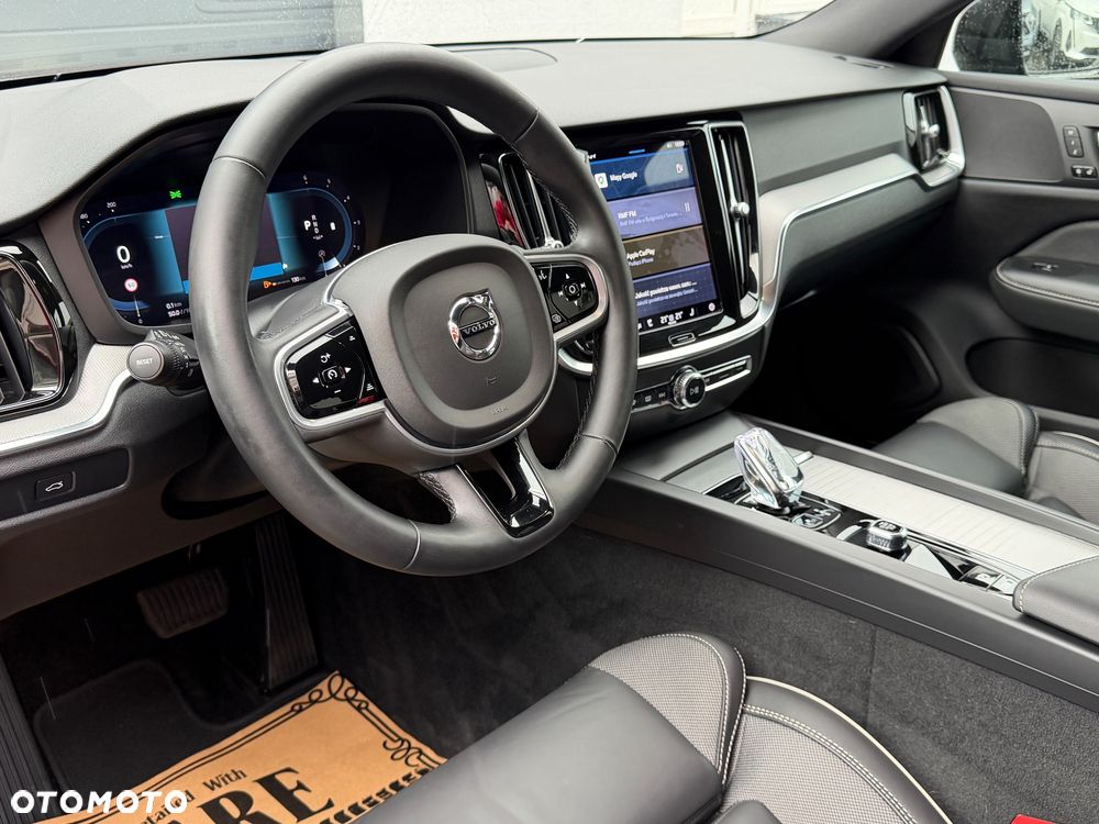 Volvo V60 B4 D Geartronic RDesign - 17