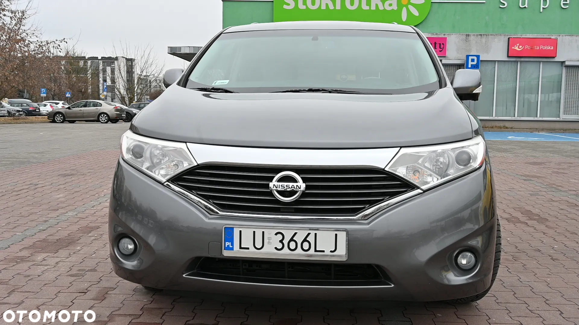 Nissan Quest - 2