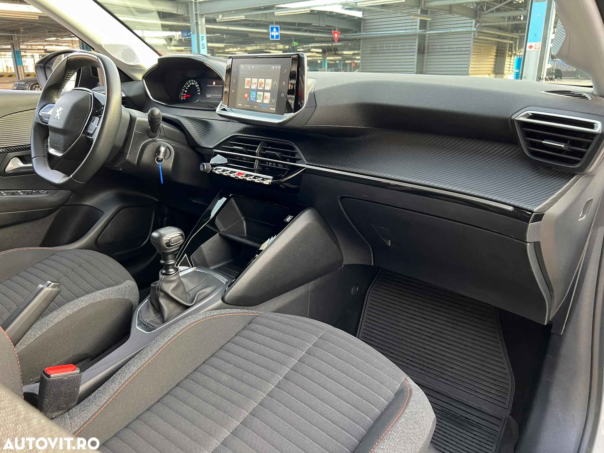Peugeot 208 1.5 BlueHDi STT Allure Pack - 25