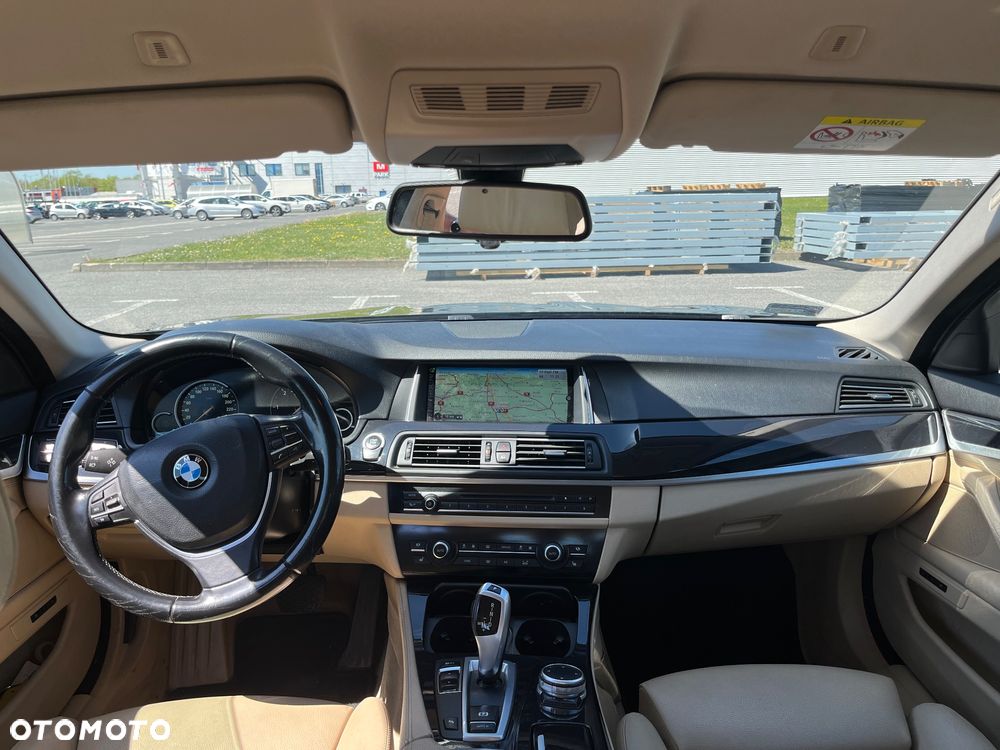 BMW Seria 5 520d Luxury Line - 6