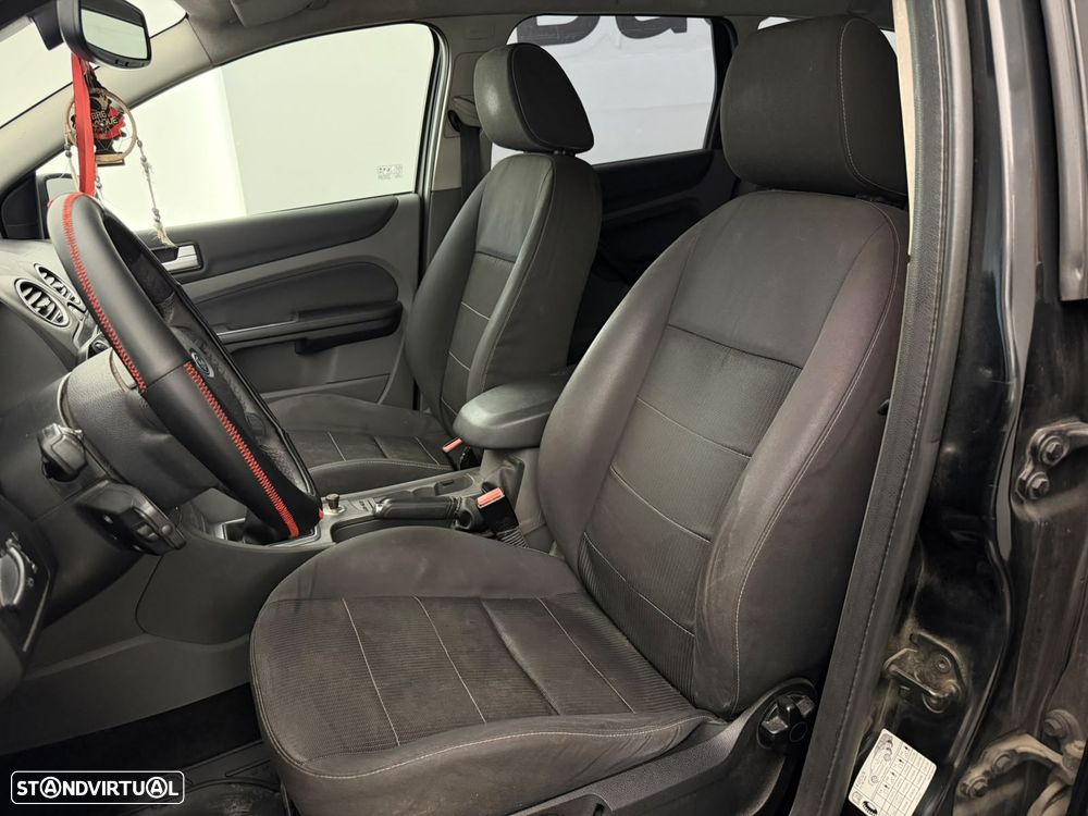 Ford Focus SW 1.6 TDCi DPF Titanium - 10