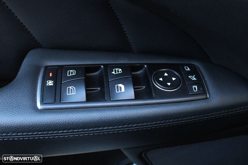 Mercedes-Benz CLS 350 BlueTEC - 45