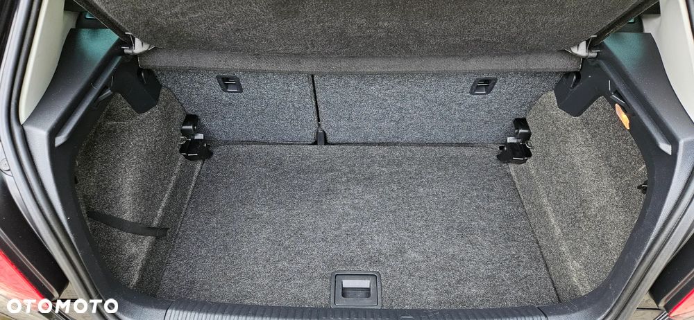 Volkswagen Polo 1.4 Style - 34