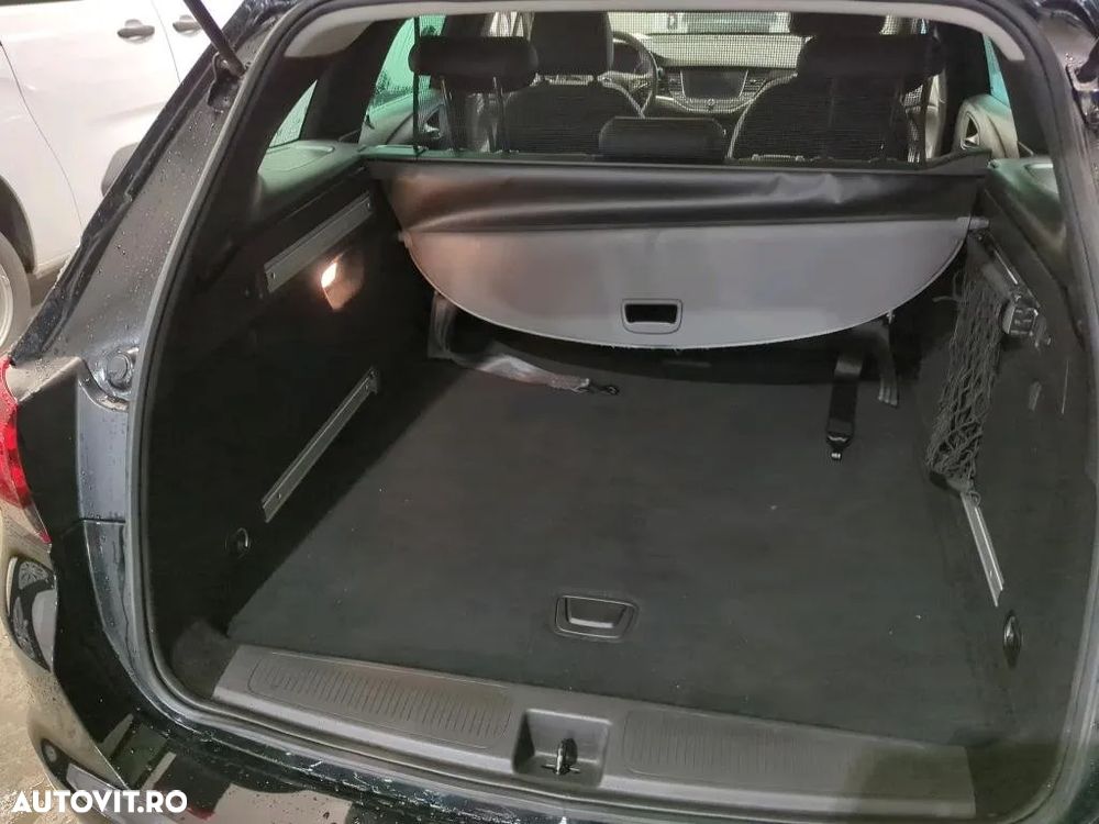 Opel Astra 1.2 Turbo Start/Stop Sports Tourer Elegance - 33