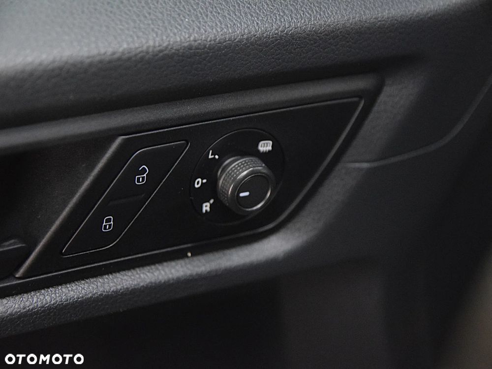 Volkswagen Caddy Maxi - 23