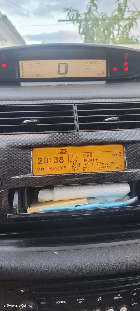 Citroën C4 1.4 16V VTR Pack - 5