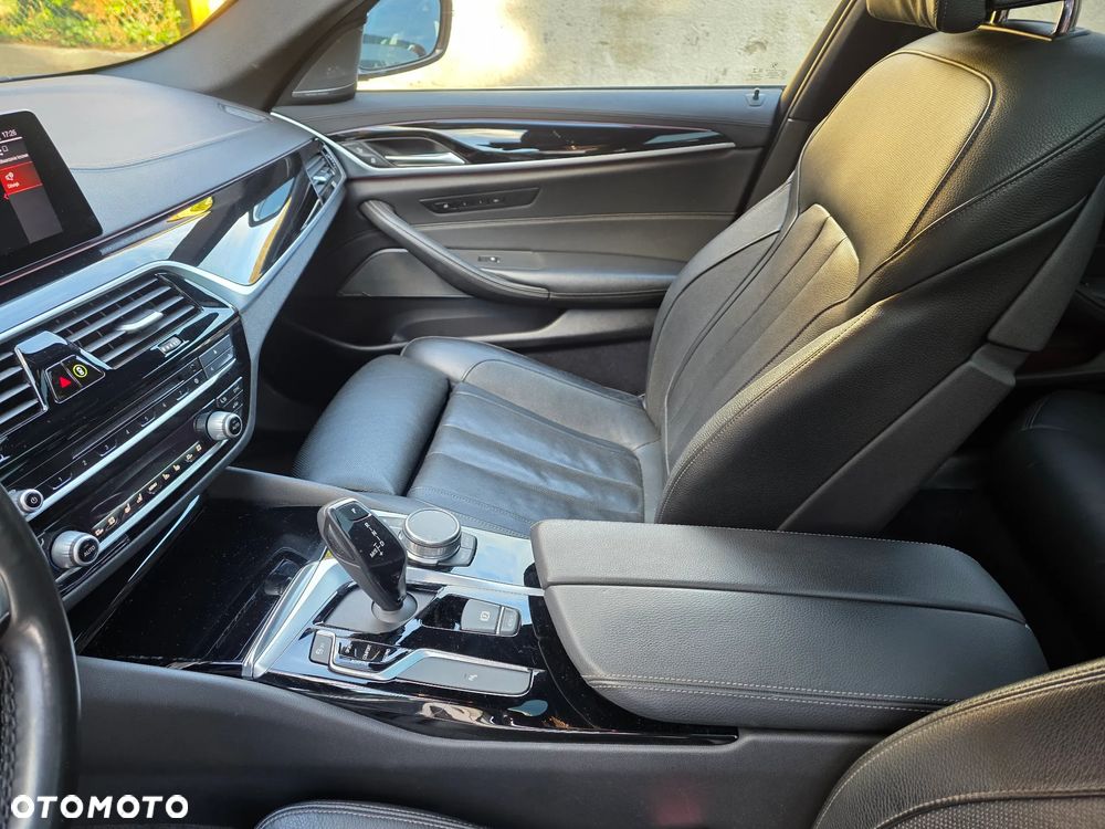 BMW Seria 5 540i xDrive M Sport sport - 13