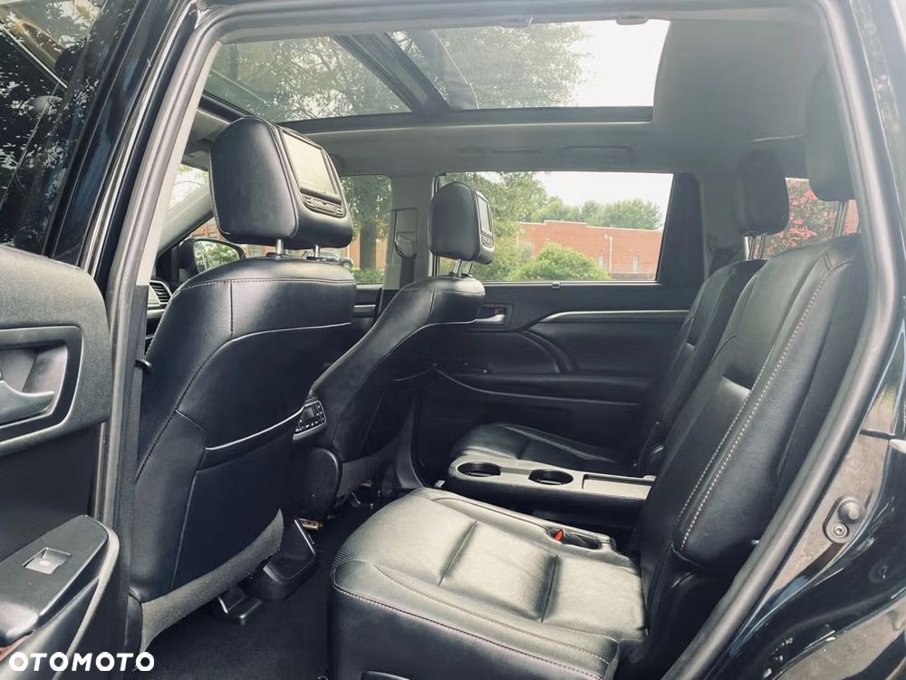 Toyota Highlander - 12