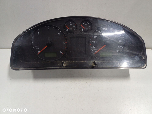 licznik zegary VW T5 1.9TDI EUROPA