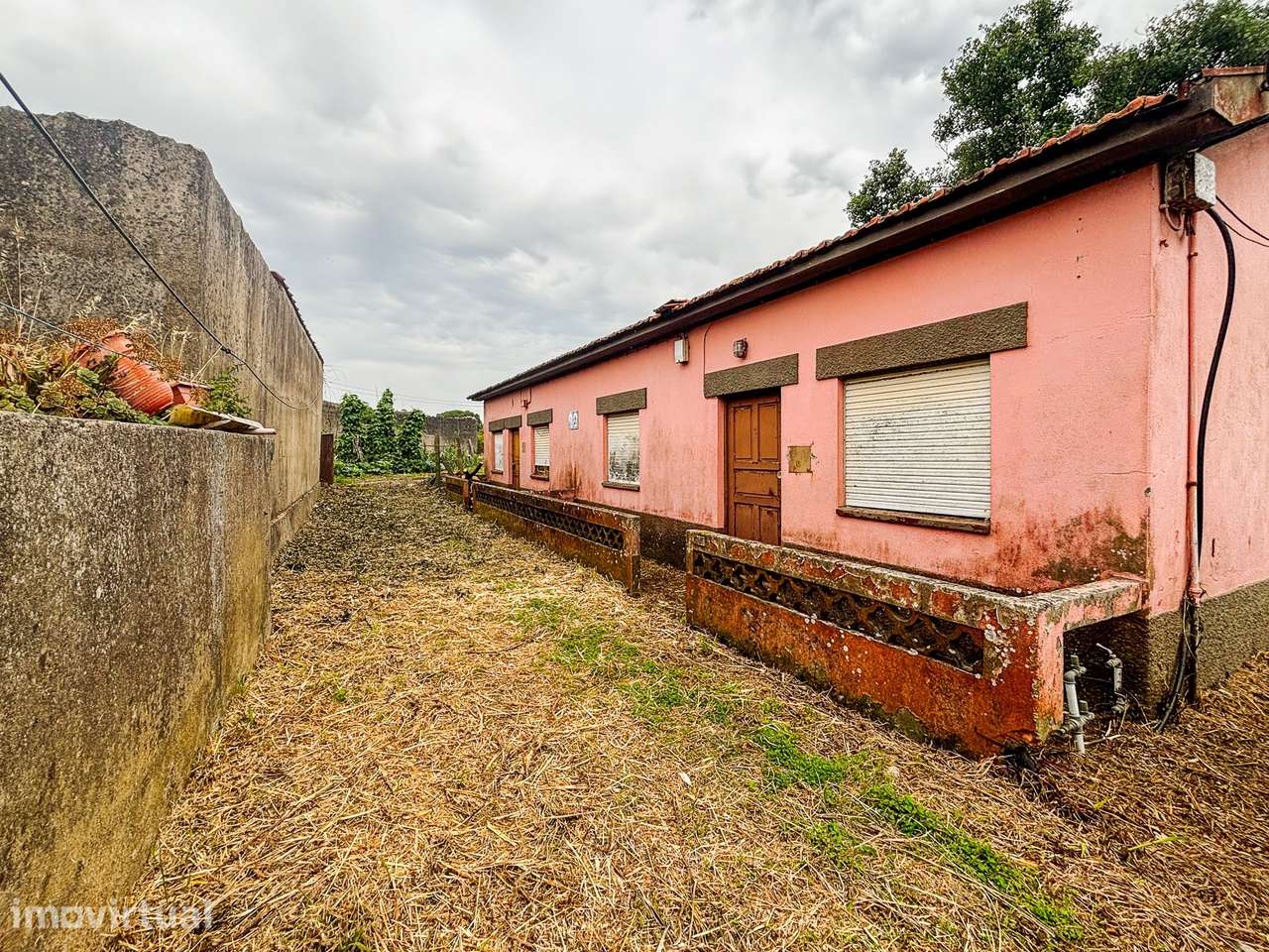 Moradia T2+2 Geminadas para remodelar em Silvalde, Espinho - Grande imagem: 4/28