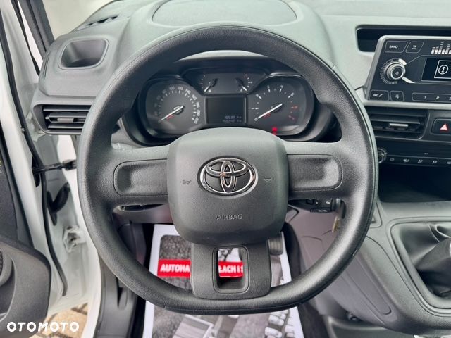 Toyota Proace City - 12