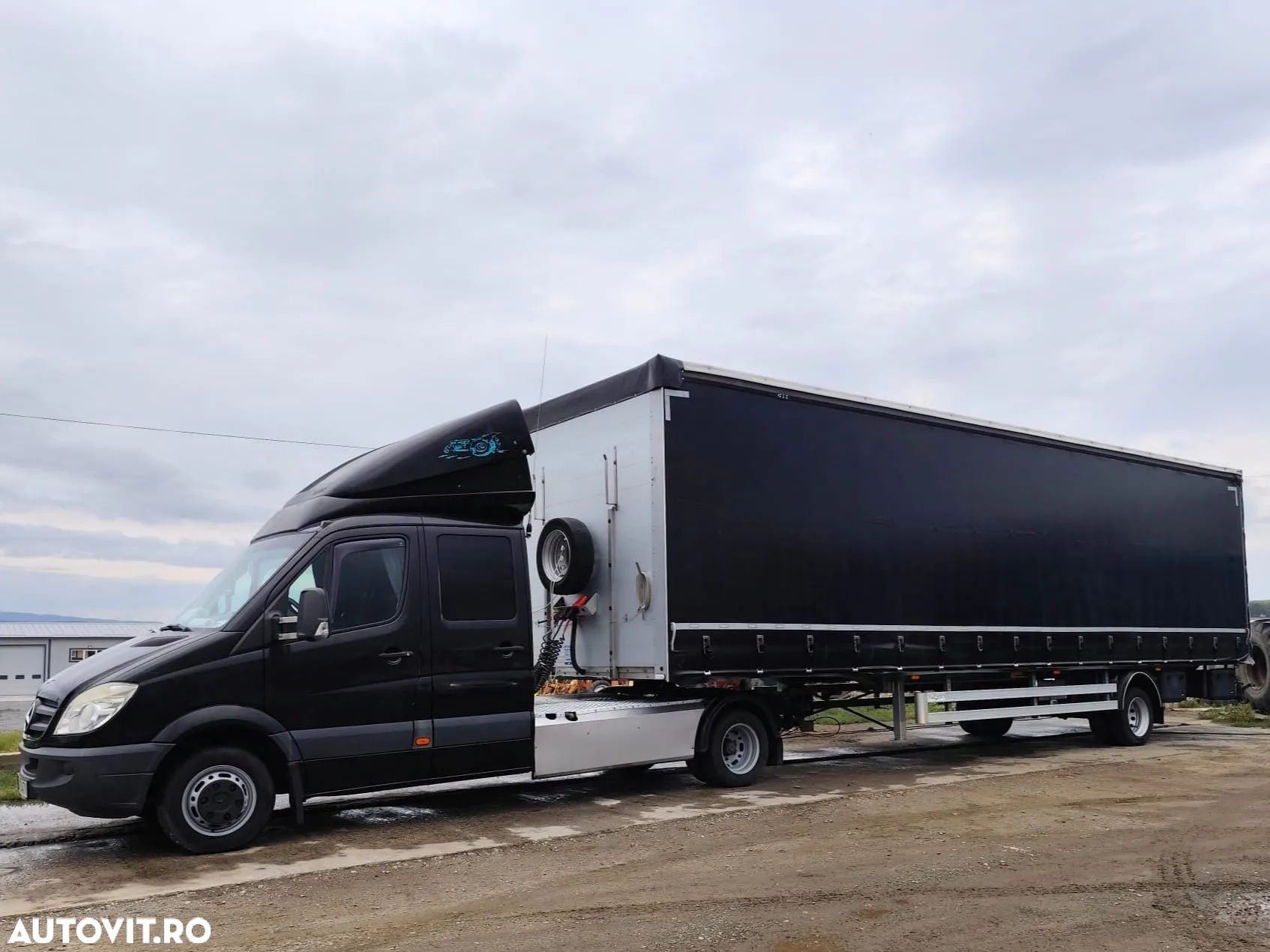 Mercedes-Benz Sprinter - 1