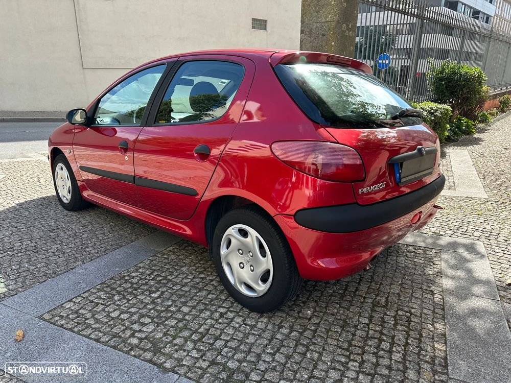 Peugeot 206 1.1 Color Line - 4