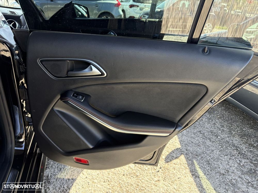 Mercedes-Benz CLA 180 - 29