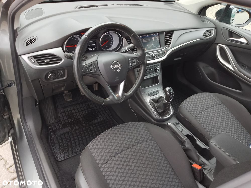 Opel Astra V 1.2 T Edition S&S - 16