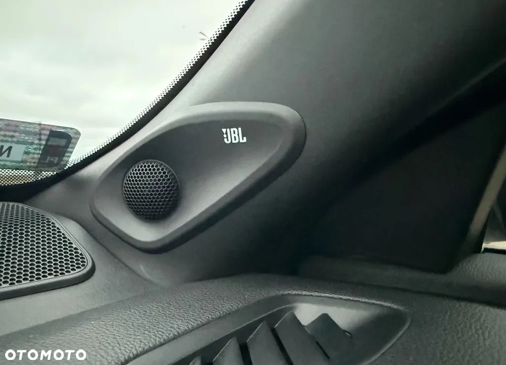 Toyota Yaris Hybrid 1.5 Premiere Edition - 16