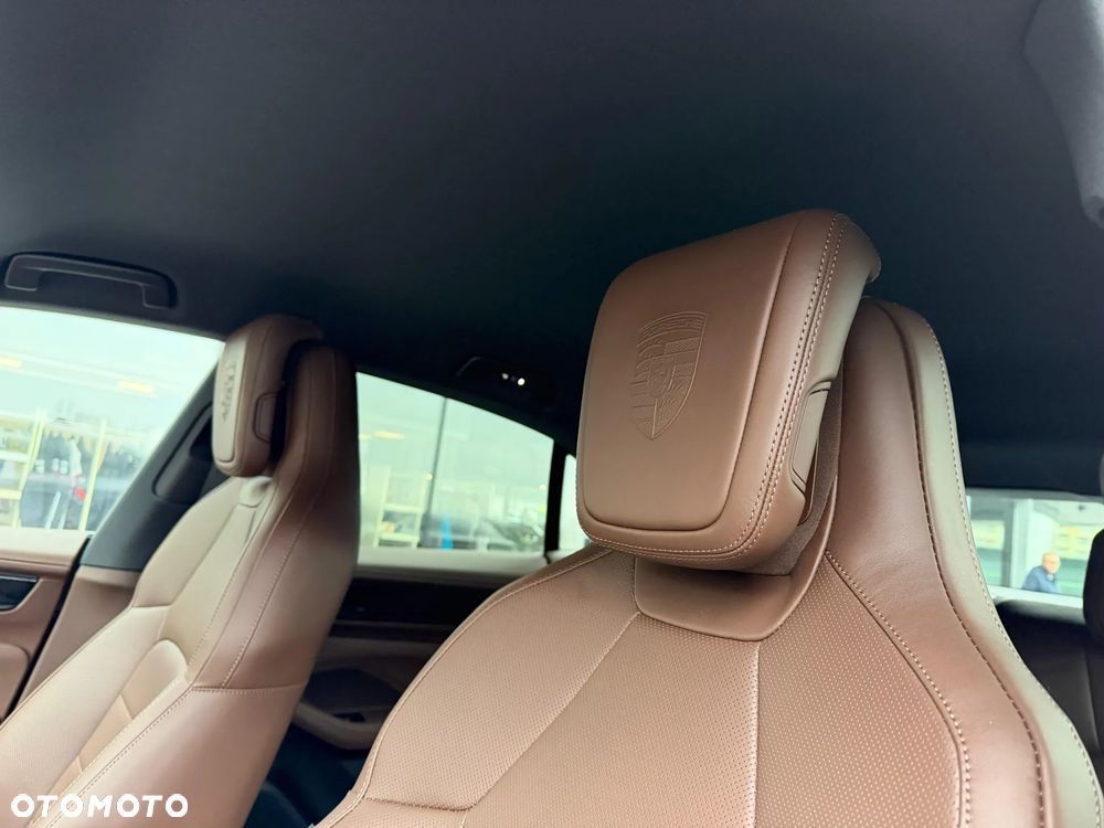 Porsche Macan - 12