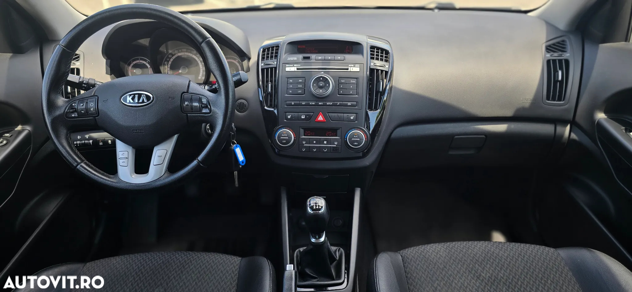 Kia Ceed - 6