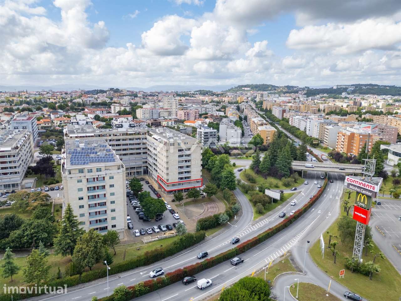 Apartamento T4 Arrendamento em Nogueira, Fraião e Lamaçães,Braga - Grande imagem: 2/46