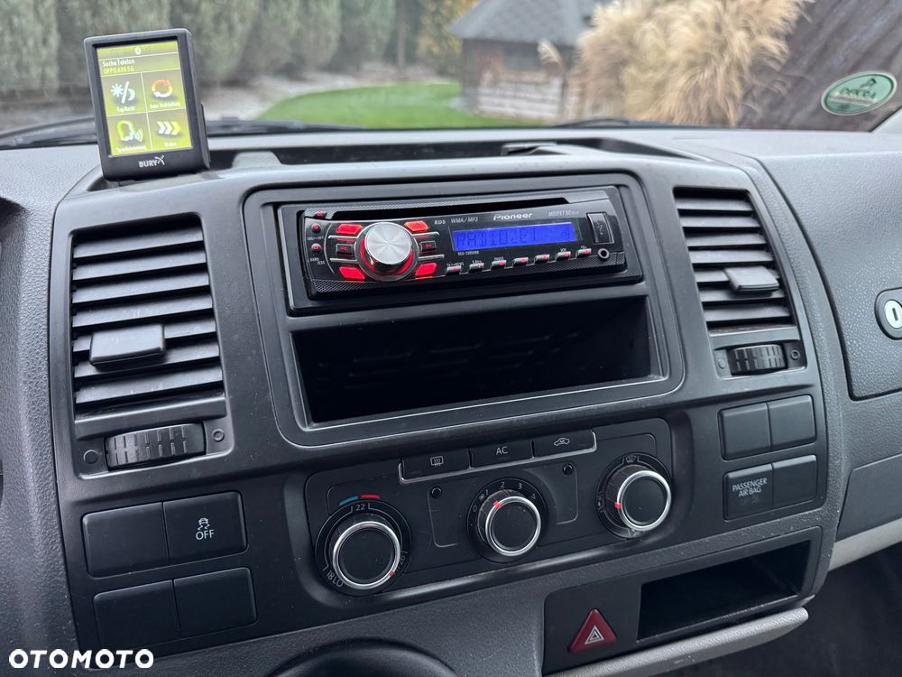 Volkswagen Transporter T5 - 19