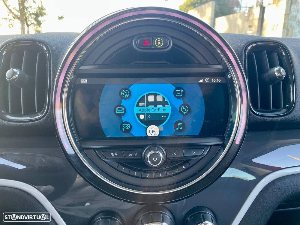 MINI Countryman Cooper SE ALL4 Auto - 17