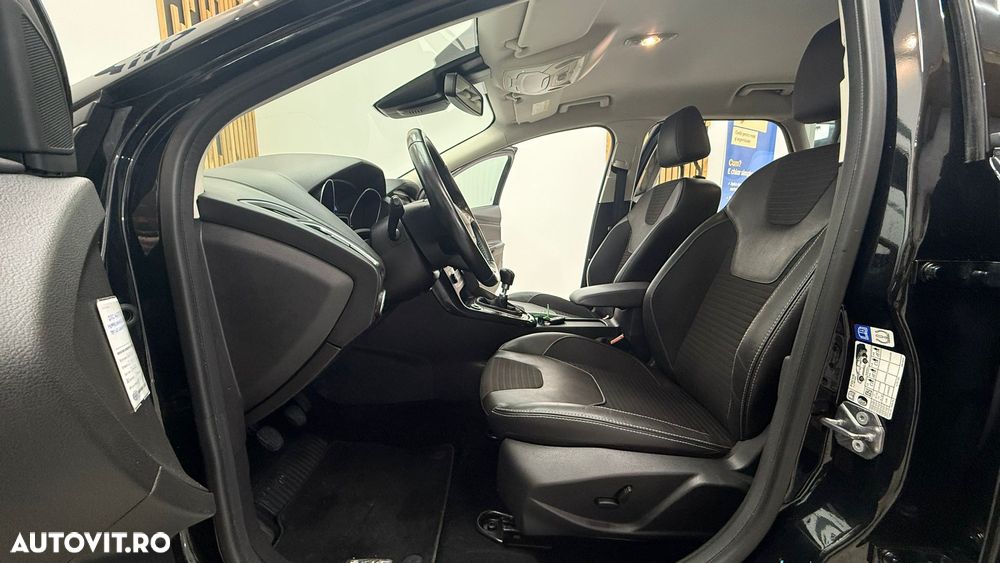Ford Focus 1.0 EcoBoost Titanium - 16