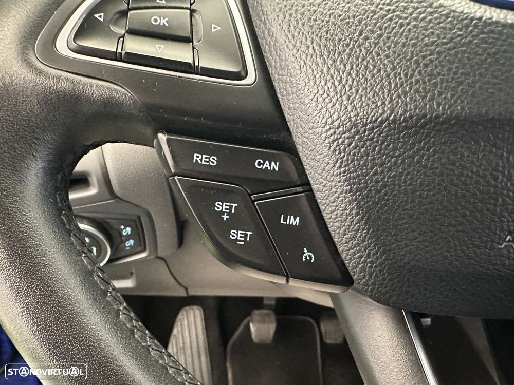 Ford Focus 1.5 TDCi Titanium - 12