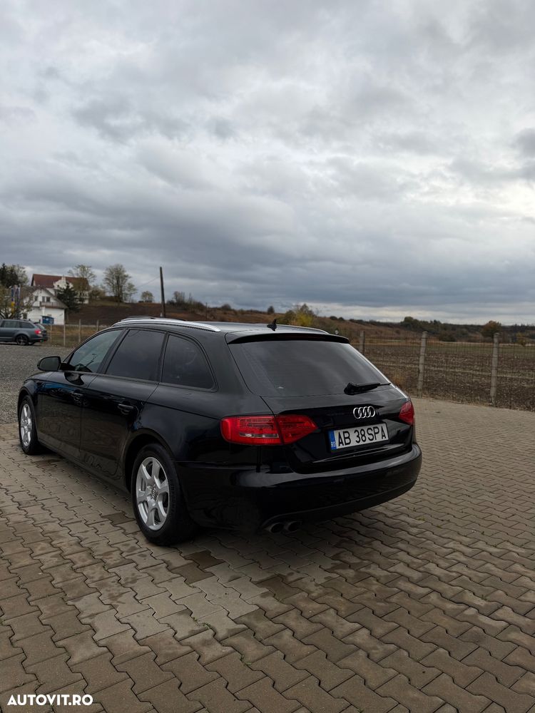 Audi A4 Avant - 4