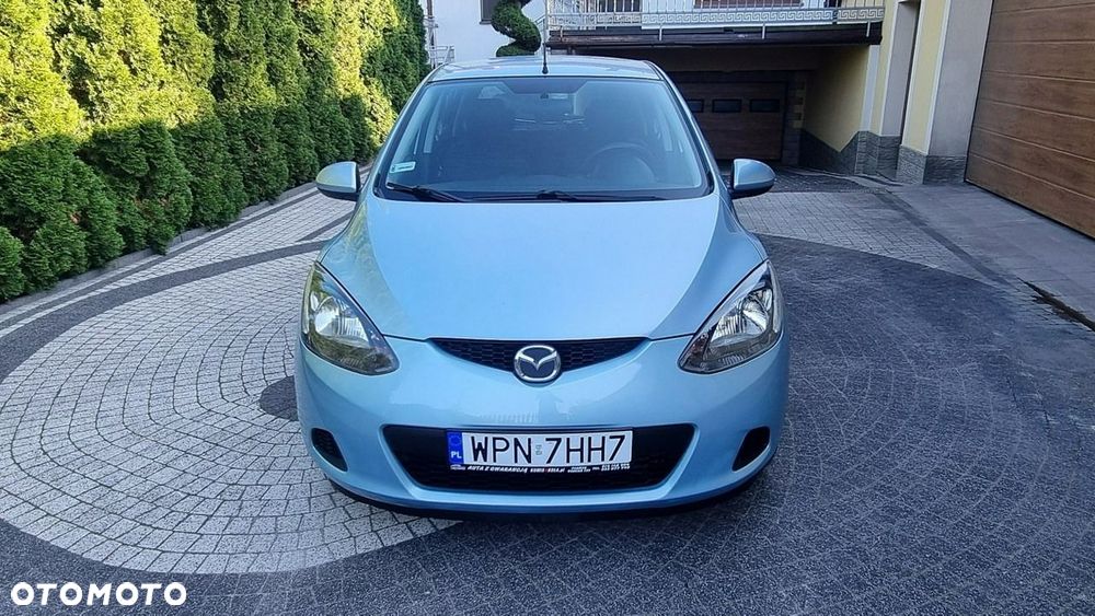 Mazda 2 - 9