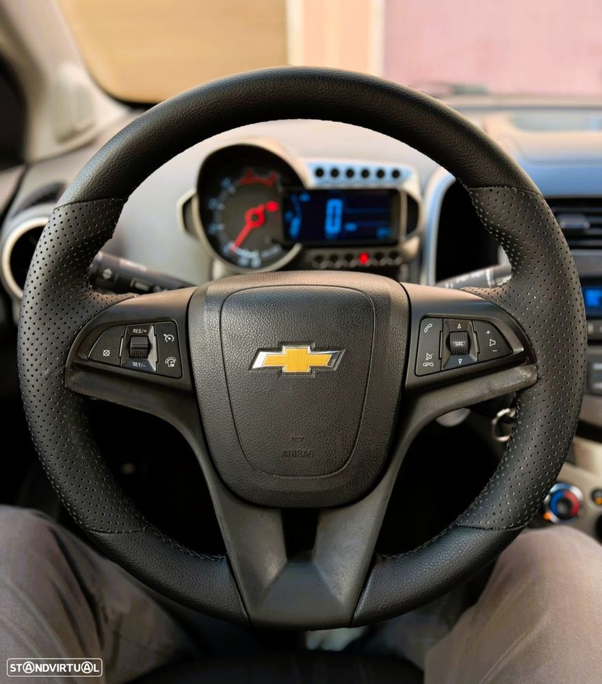 Chevrolet Aveo 1.3 VCDi LTZ - 11