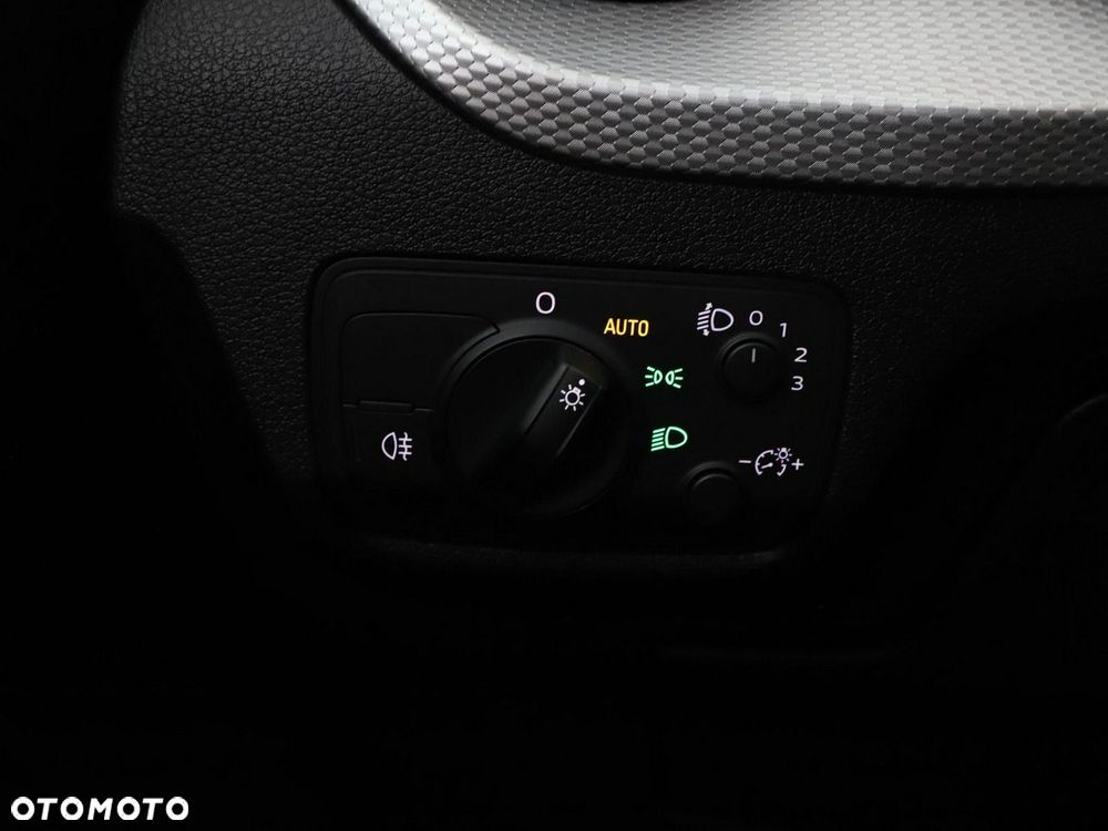 Audi Q2 2.0 TDI Quattro S tronic design - 32