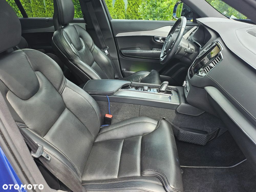 Volvo XC 90 - 12
