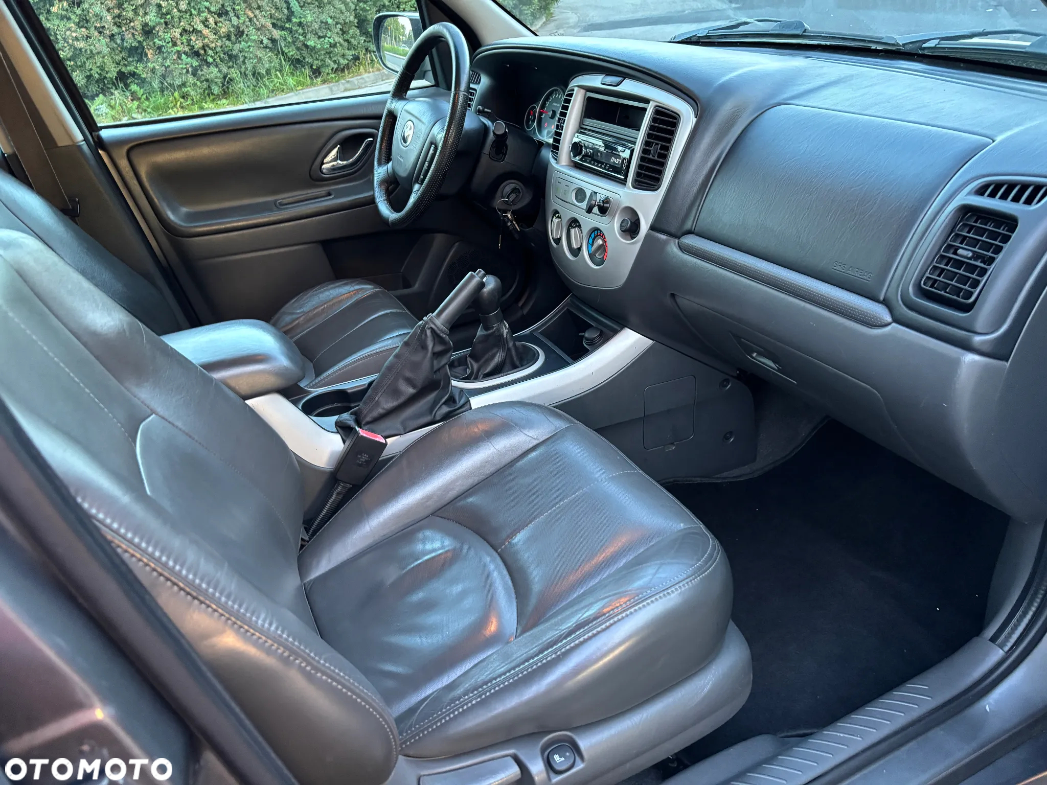 Mazda Tribute 2.3 Comfort - 16