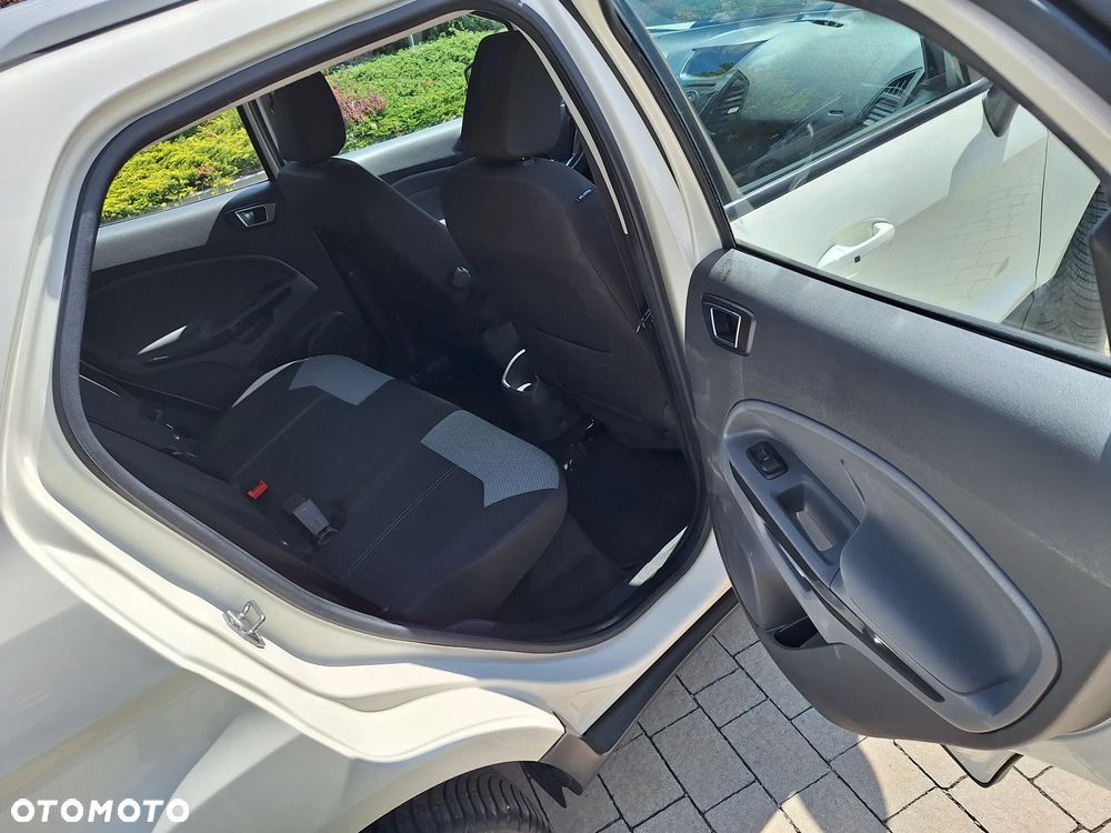 Ford EcoSport 1.0 EcoBoost COOL&CONNECT - 12