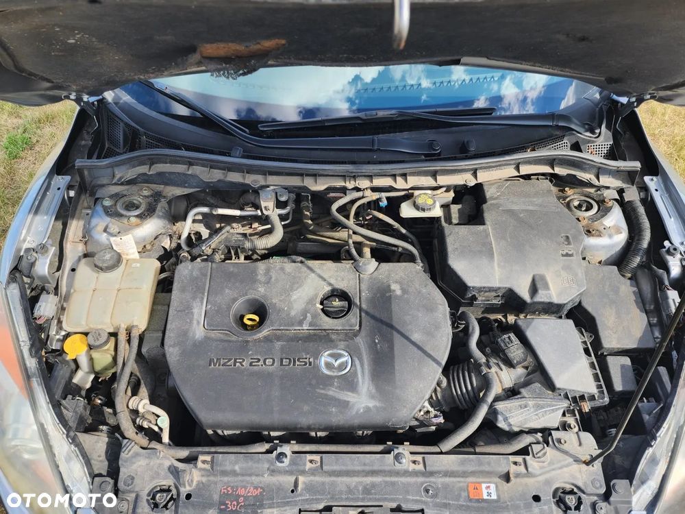 Mazda 3 2.0 Exclusive + - 19