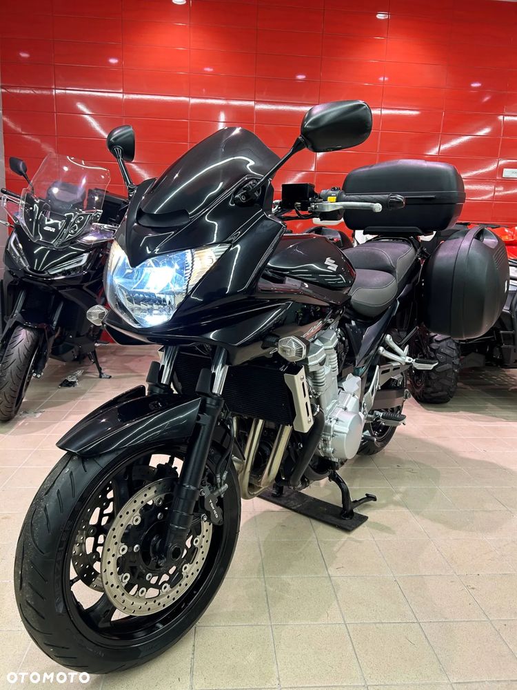 Suzuki Bandit - 22