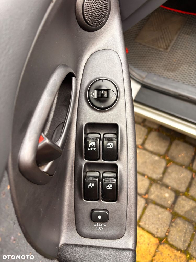 Hyundai Elantra 1.6 GLS - 14