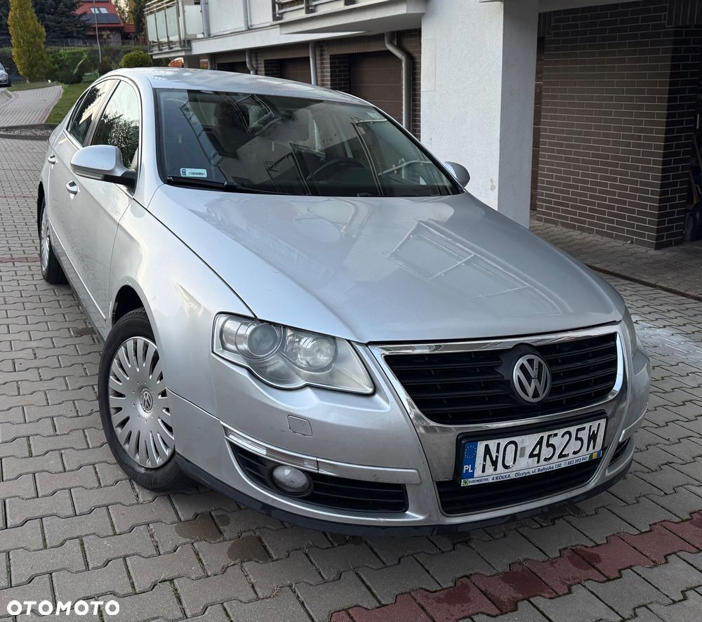 Volkswagen Passat 2.0 TDI DPF Comfortline - 1