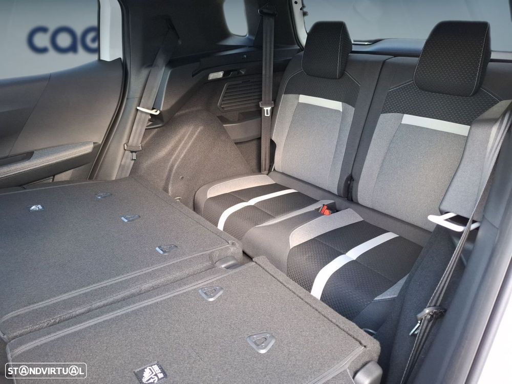 Opel Frontera 1.2 Hybrid GS eDCT — fotografia 7