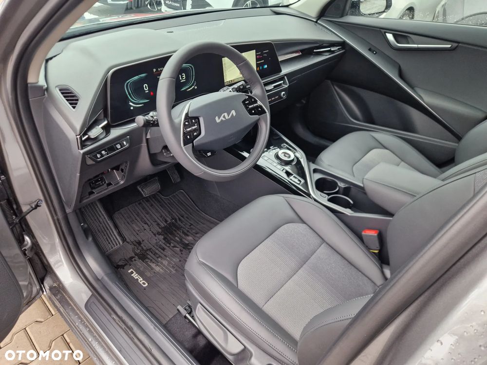 Kia Niro 1.6 GDI Hybrid L - 16