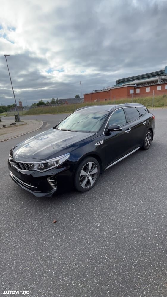 Kia Optima Sportswagon 1.7 DSL 7DCT GT Line - 19