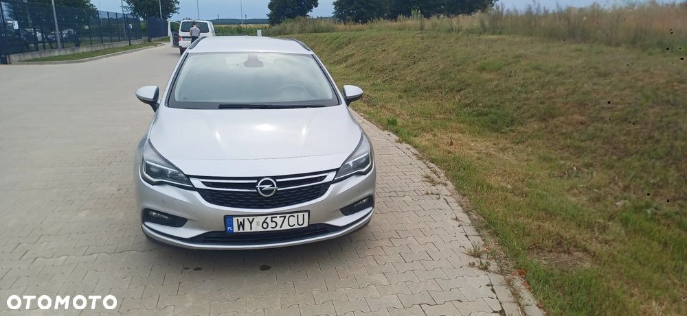 Opel Astra 1.6 CDTI Elite - 1
