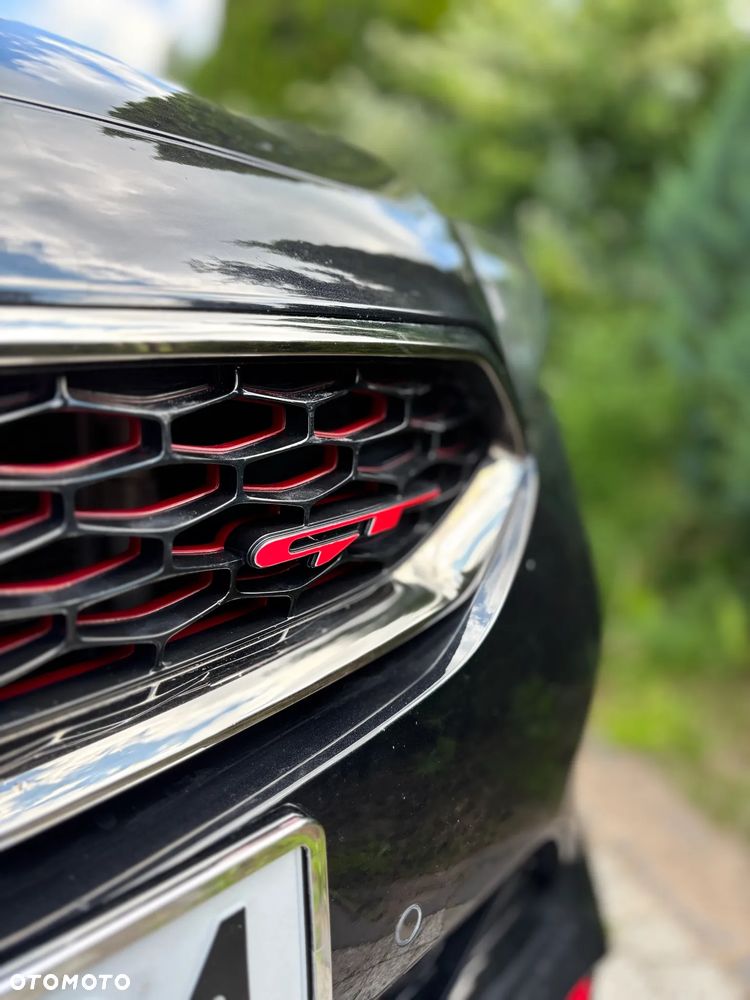 Kia ProCeed - 12