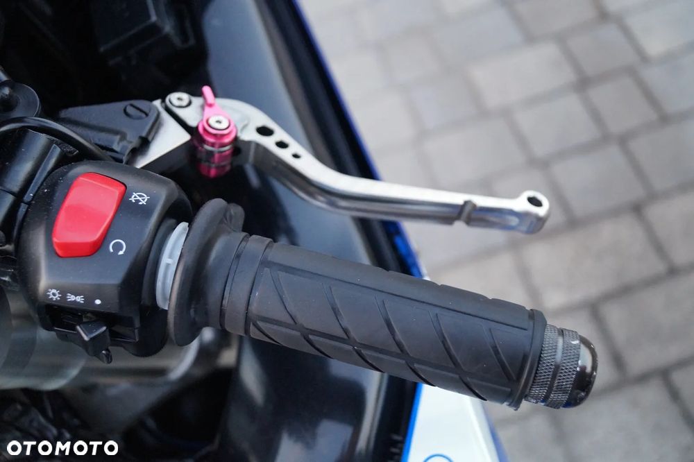 Suzuki GSX-R - 14