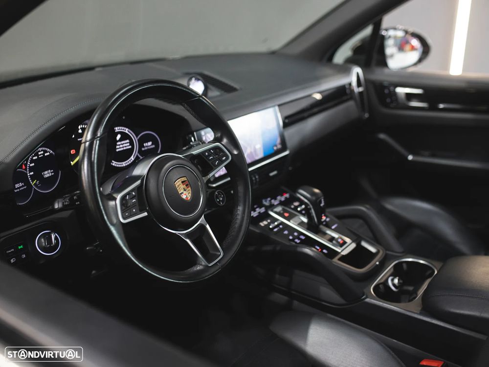 Porsche Cayenne E-Hybrid - 17