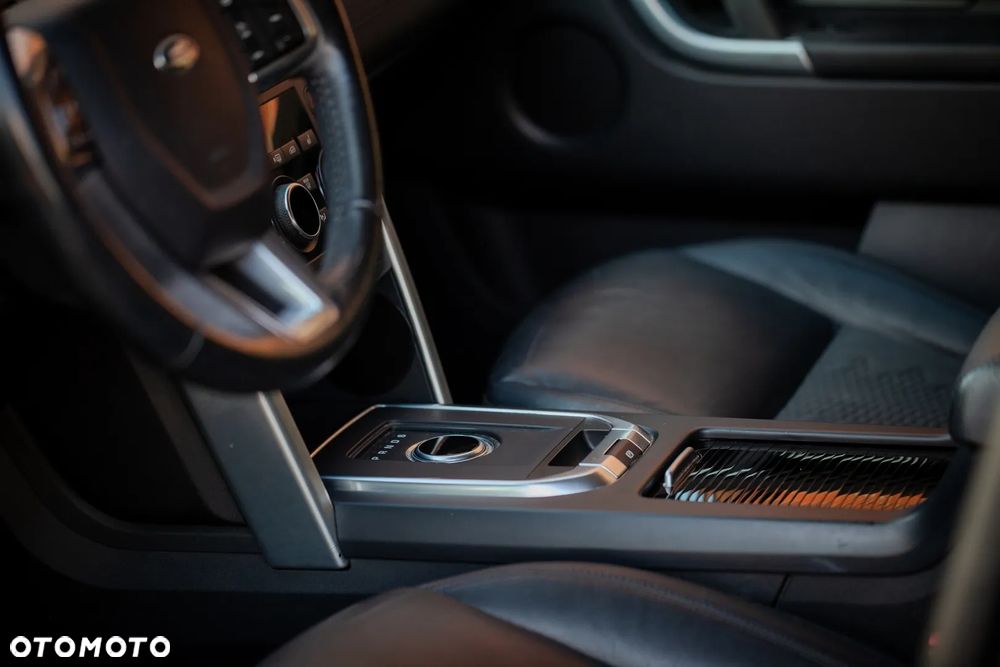 Land Rover Discovery Sport - 7