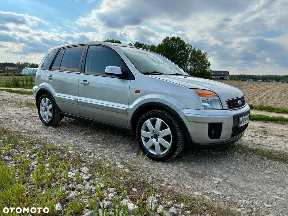 Ford Fusion 1.6 + - 4