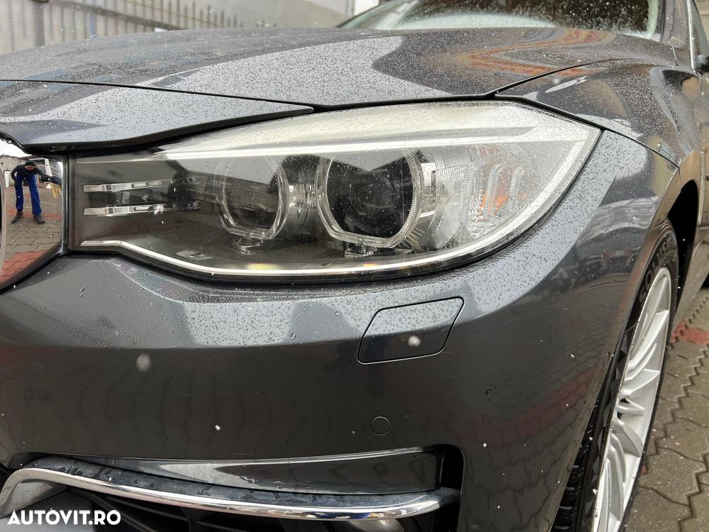 BMW Seria 3 335d xDrive Aut. Luxury Line - 17