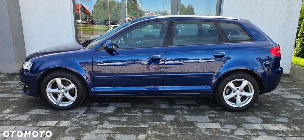 Audi A3 Sportback 1.6 TDI Ambiente - 14